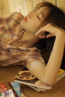 女人b